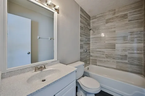 $950 | 8002 Cambridge Circle, Unit A, White Settlement, TX 76108