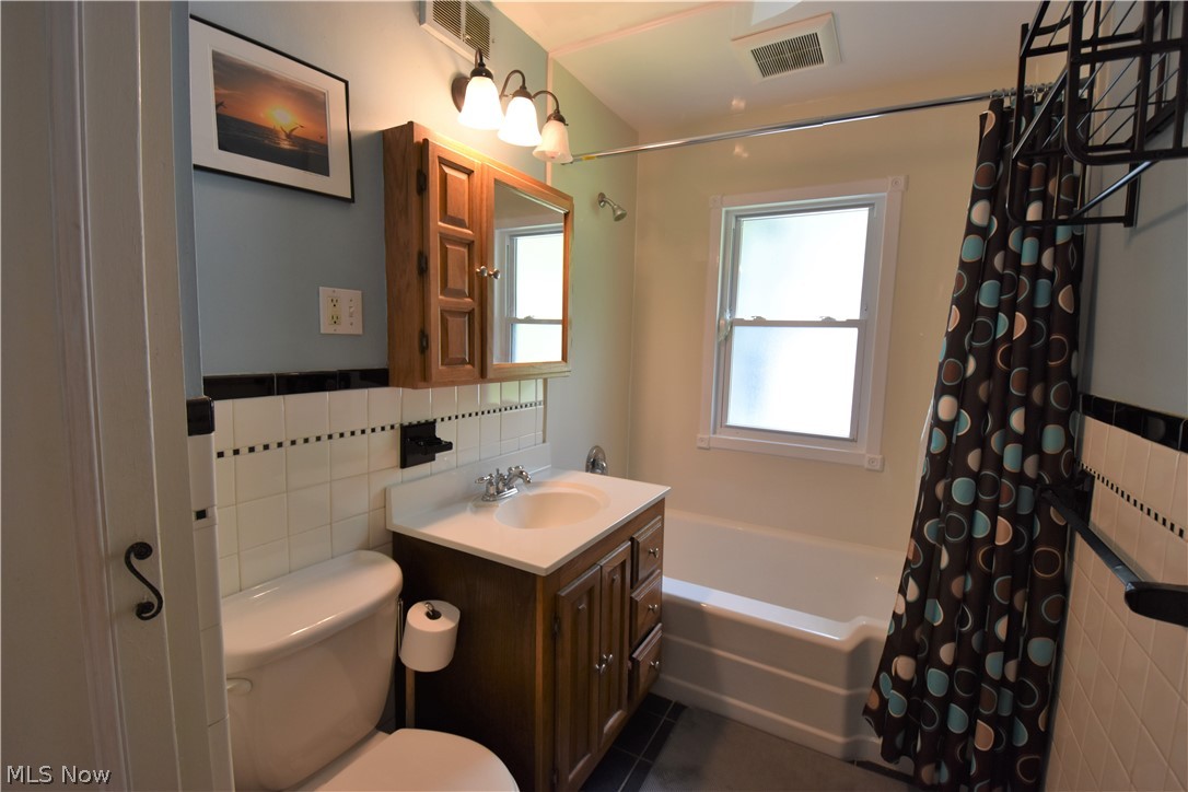 35205 Aurora Road Solon, OH 44139 - Photo 8 of 28 Gallery Image 8