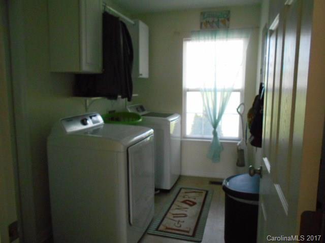 28038 Pole Running Road Mount Pleasant, NC 28124 - Photo 7 of 20 Gallery Image 7