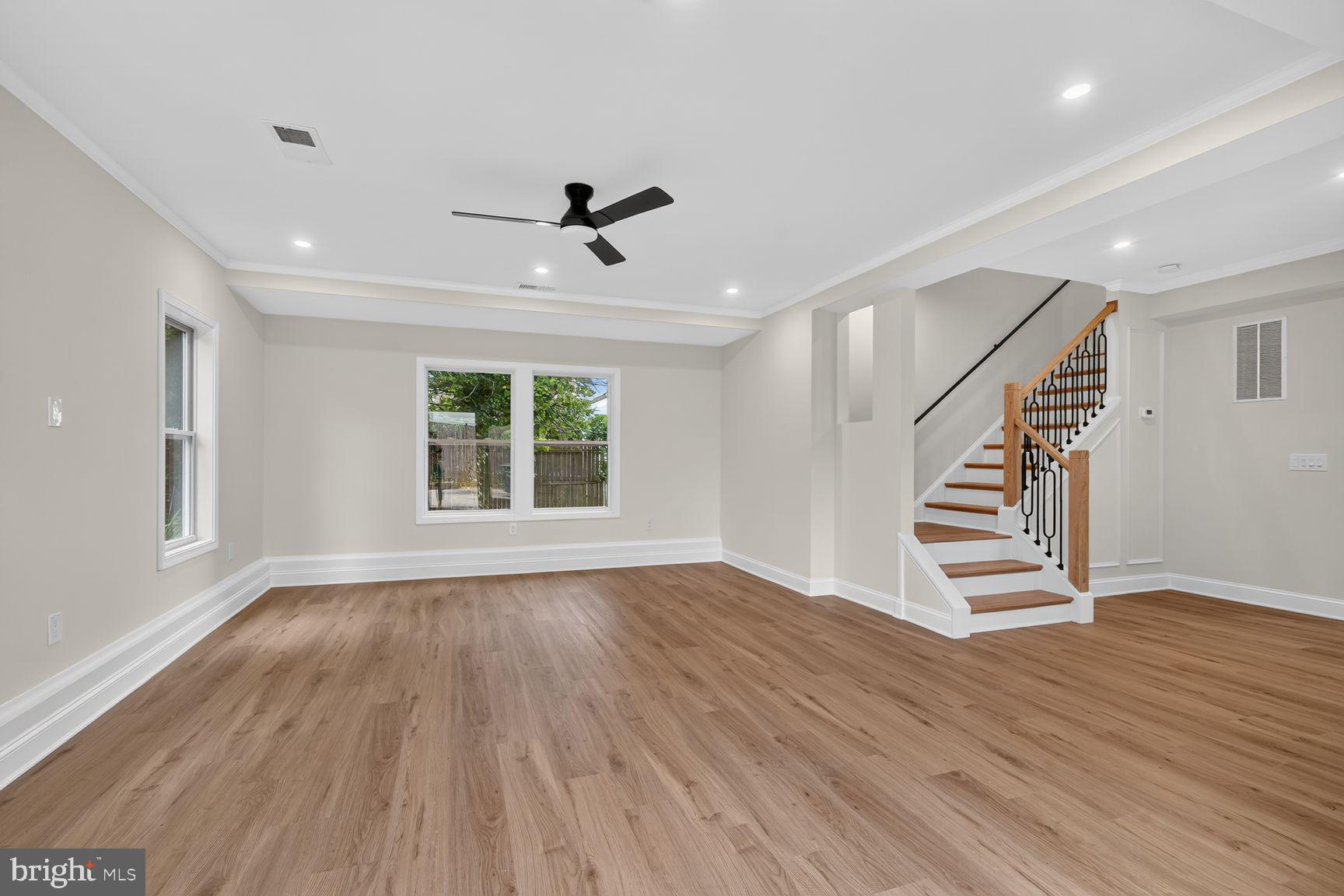 7304 Dickenson Street Springfield, VA 22150 - Photo 13 of 51 Wide staircase with 2 Landings