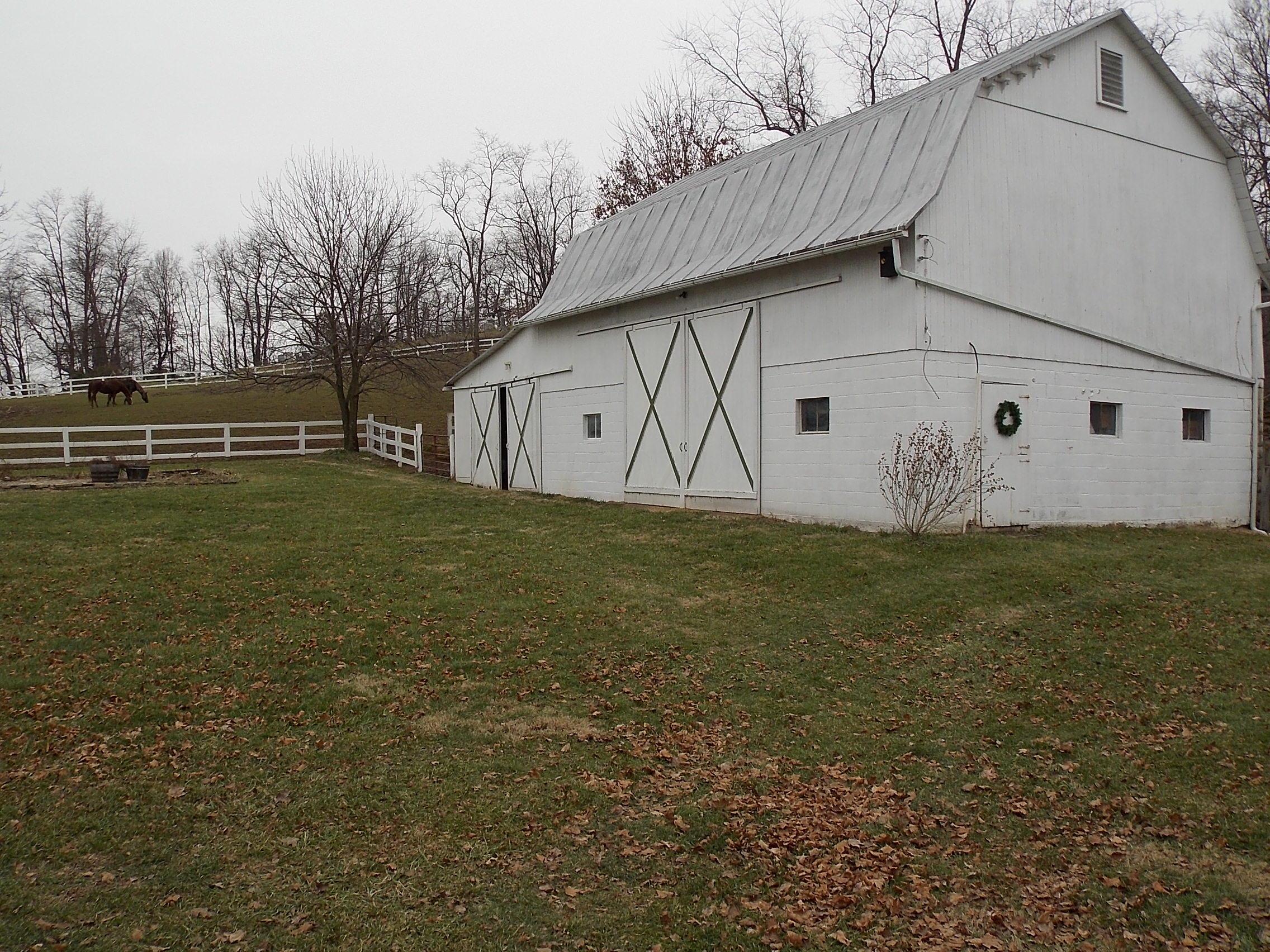 7080 Clearport Road Southwest Lancaster, OH 43130 - Photo 4 of 16