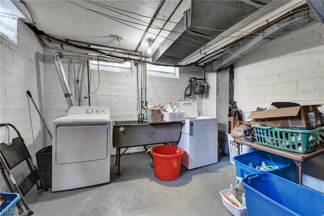 3732 West Park Road Cleveland, OH 44111 - Photo 22 of 35 Gallery Image 22