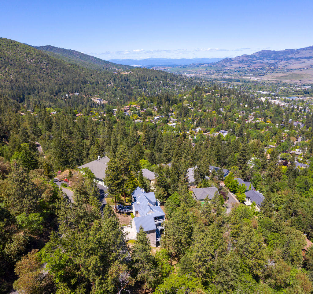 491 Ashland Loop Road Ashland, OR 97520 - Photo 50 of 60 ALR(9)
