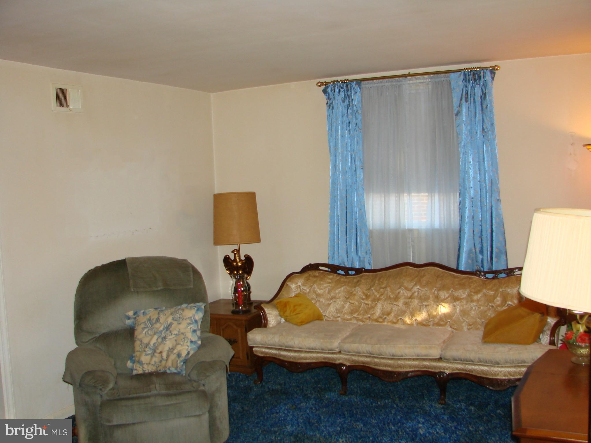 9 Lawnton Road Norristown, PA 19401 - Photo 11 of 18