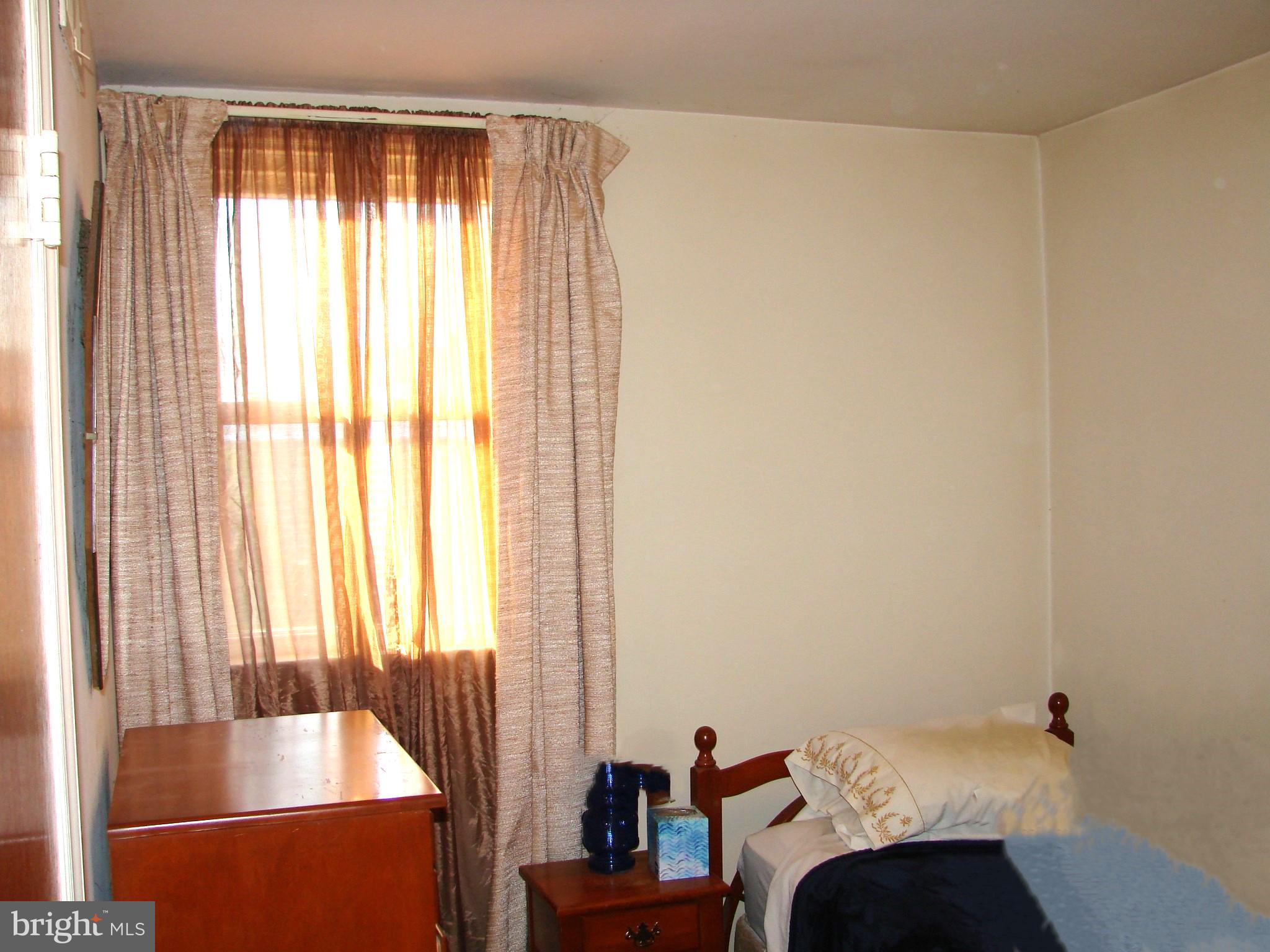9 Lawnton Road Norristown, PA 19401 - Photo 16 of 18