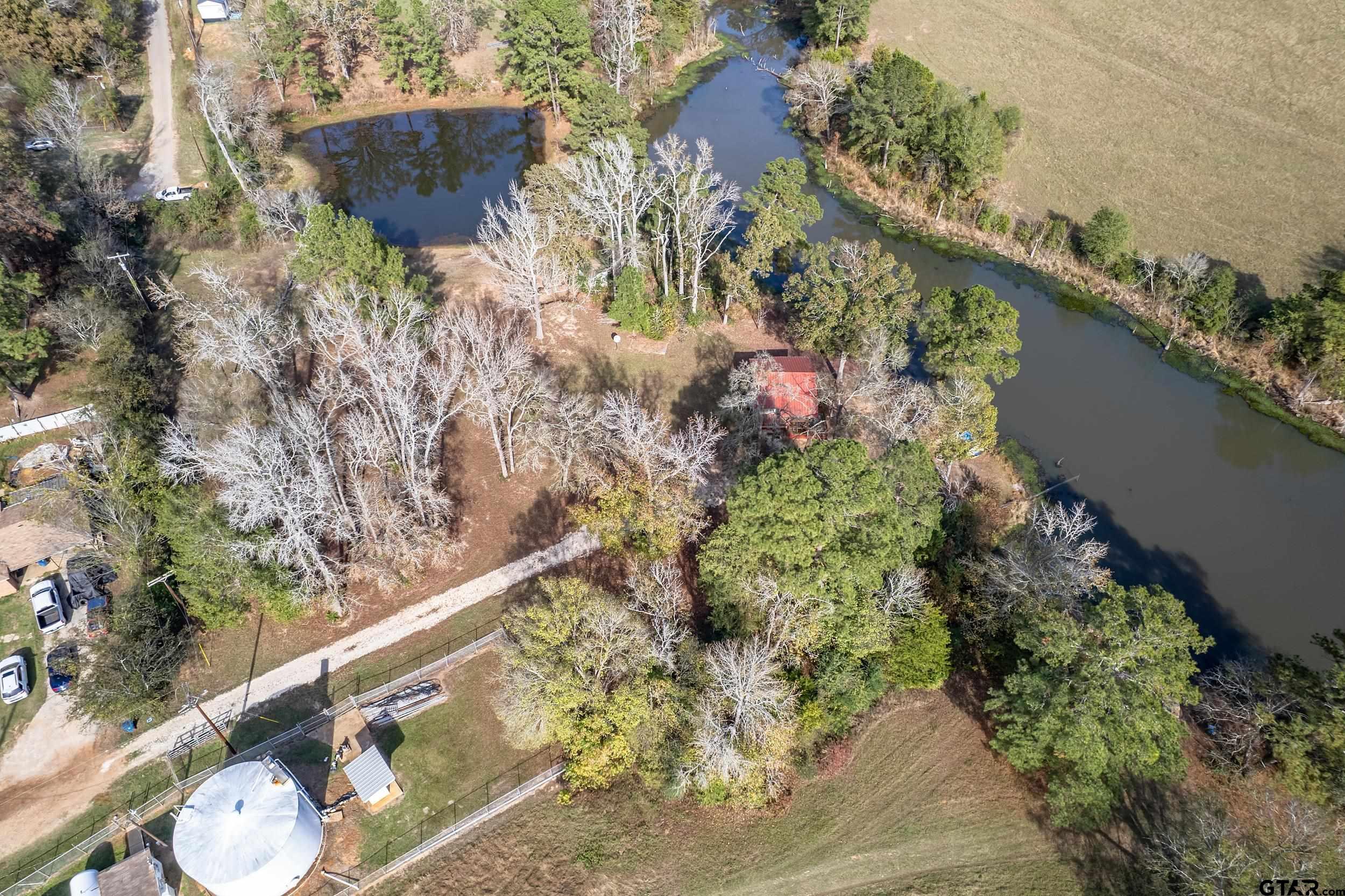 197 Cr 2304 Rusk Tx 75785 Rusk, TX 75785 - Photo 10 of 33