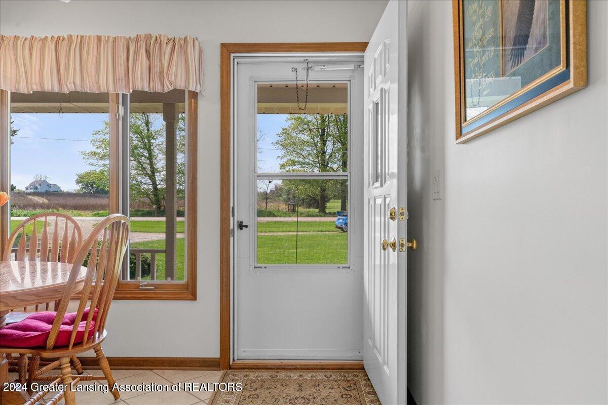 9380 Clark Road Grand Ledge, MI 48837 - Photo 14 of 39 24-Media Jett-23
