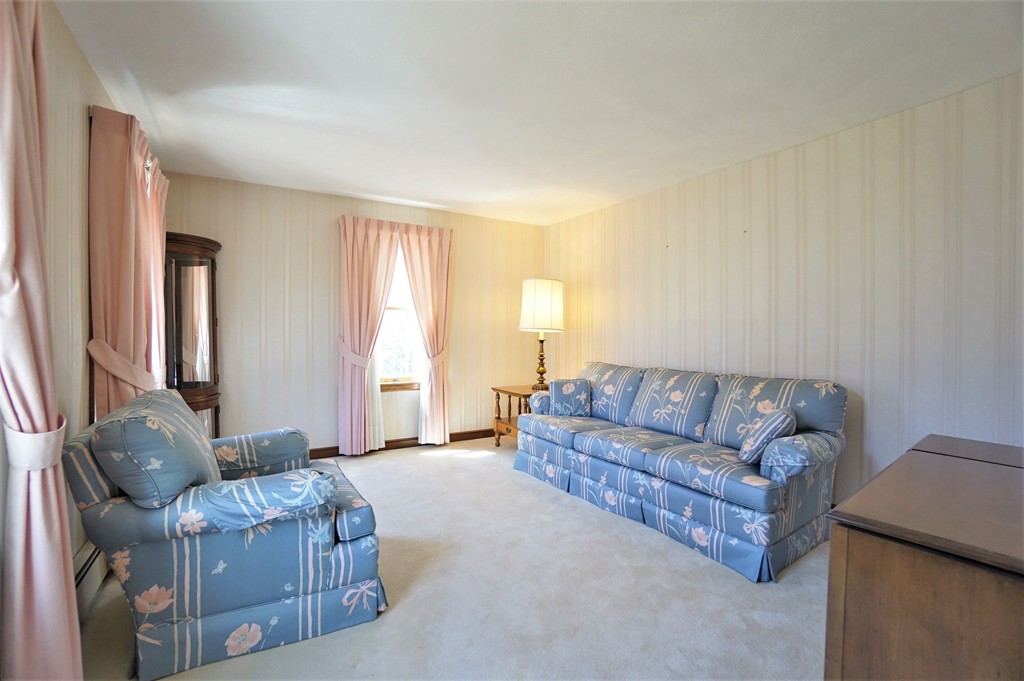 8 Teresa Road Hopkinton, MA 01748 - Photo 10 of 30 Gallery Image 10