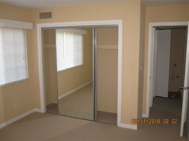 2377 Walton Blvd., Unit 14 Rochester, MI 48309 - Photo 6 of 6 31000291-5.JPG