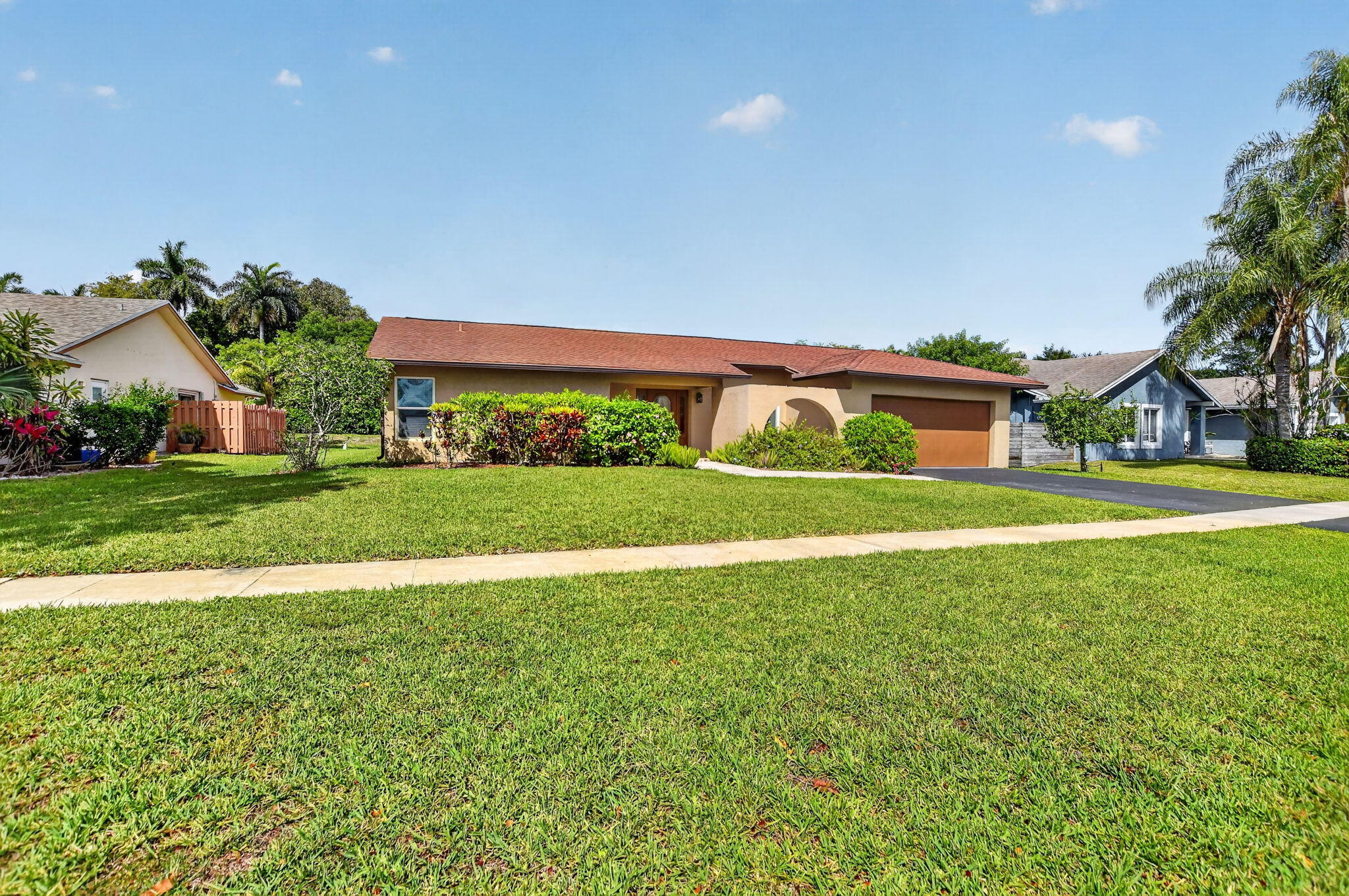 20876 Sugarloaf Lane Boca Raton, FL 33428 - Photo 53 of 57 Front