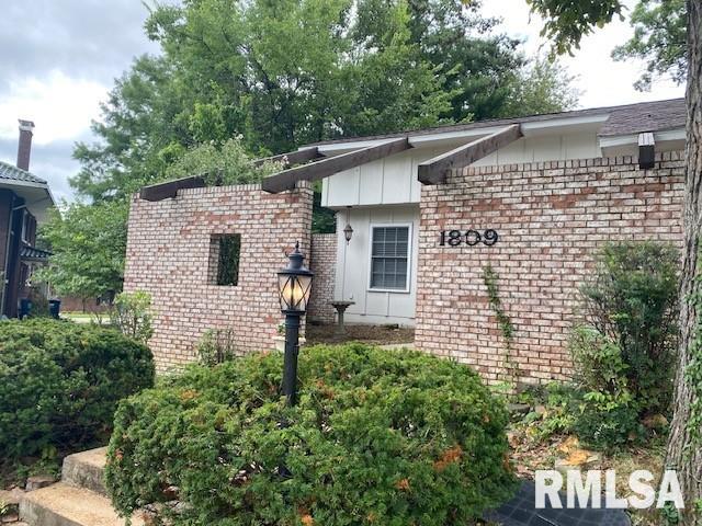 1809 East Richview Road Mount Vernon, IL 62864 - Photo 3 of 37 Gallery Image 3