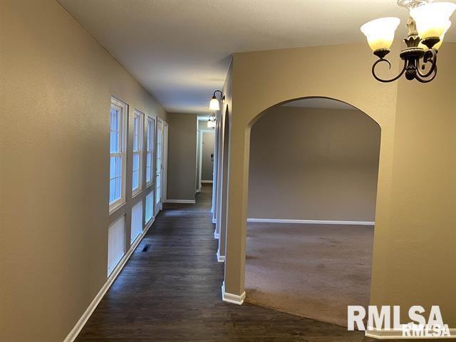 1809 East Richview Road Mount Vernon, IL 62864 - Photo 7 of 37 Gallery Image 7