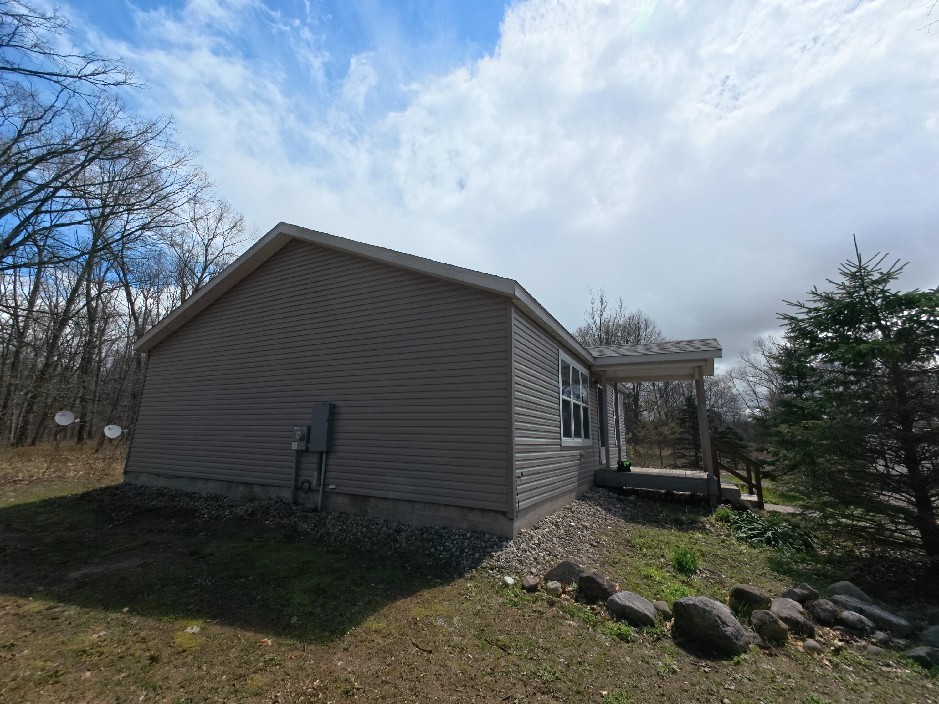 19543 Connelly Road Wellston, MI 49689 - Photo 26 of 74 19543 Connelly Road