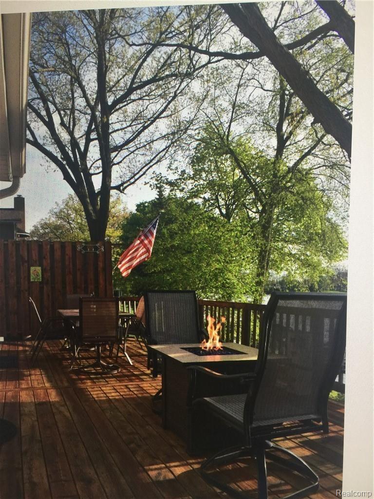 2913 Lansdowne Road Waterford, MI 48329 - Photo 17 of 24 IMG_5975.JPG