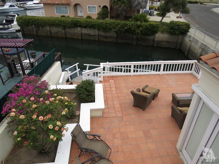 4047 Nice Court Oxnard, CA 93035 - Photo 8 of 31 an outdoor space with seating