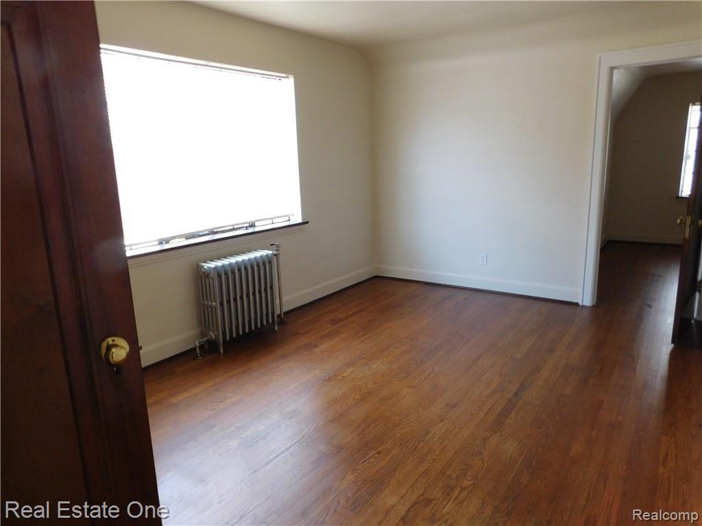 5101 Yorkshire Road Detroit, MI 48224 - Photo 13 of 17