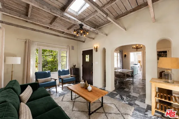 $5,300 | 8060 Woodland Lane, Los Angeles, CA 90046