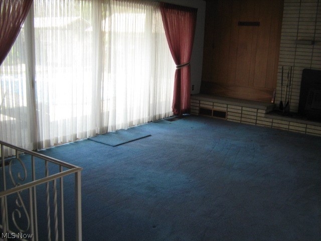 1923 Springfield Center Road Akron, OH 44312 - Photo 10 of 31 Sliding glass doors looking out to pool and deck areas.