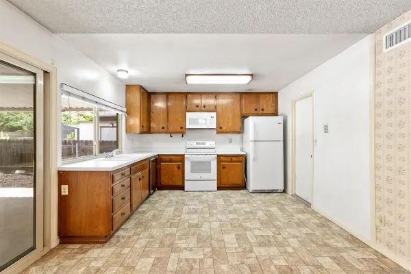 $995,000 | 7225 Laura Court, San Diego, CA 92120