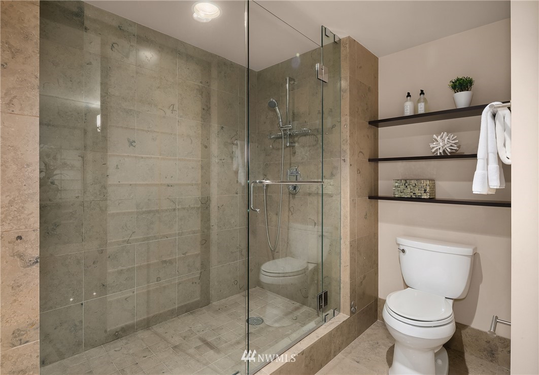 1301 Spring Street, Unit 29H Seattle, WA 98104 - Photo 16 of 29