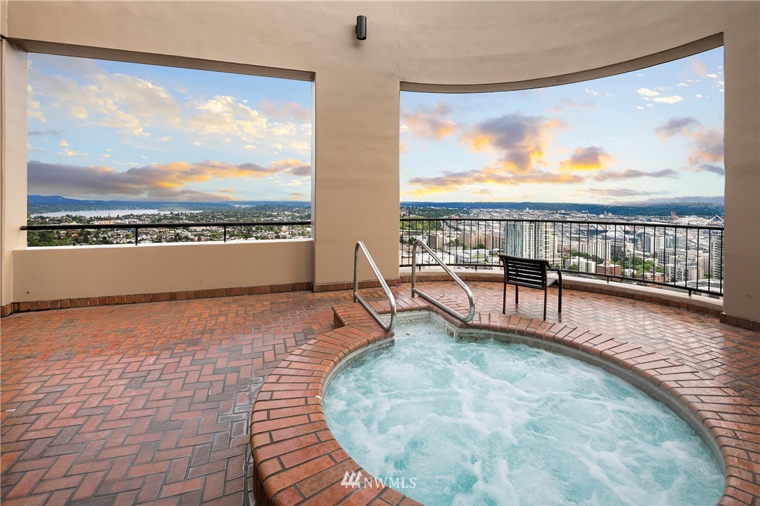 1301 Spring Street, Unit 29H Seattle, WA 98104 - Photo 26 of 29