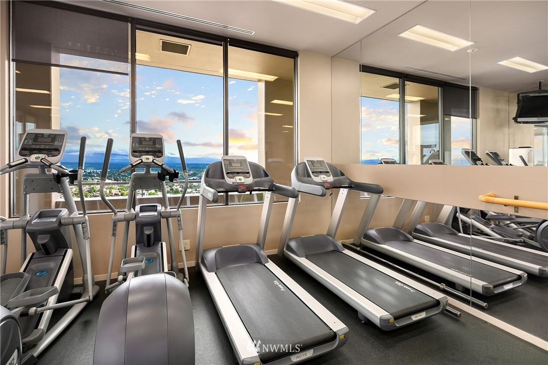 1301 Spring Street, Unit 29H Seattle, WA 98104 - Photo 27 of 29