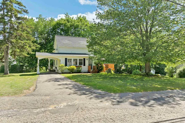 $389,000 | 227 Pine Street, Laconia, NH 03246