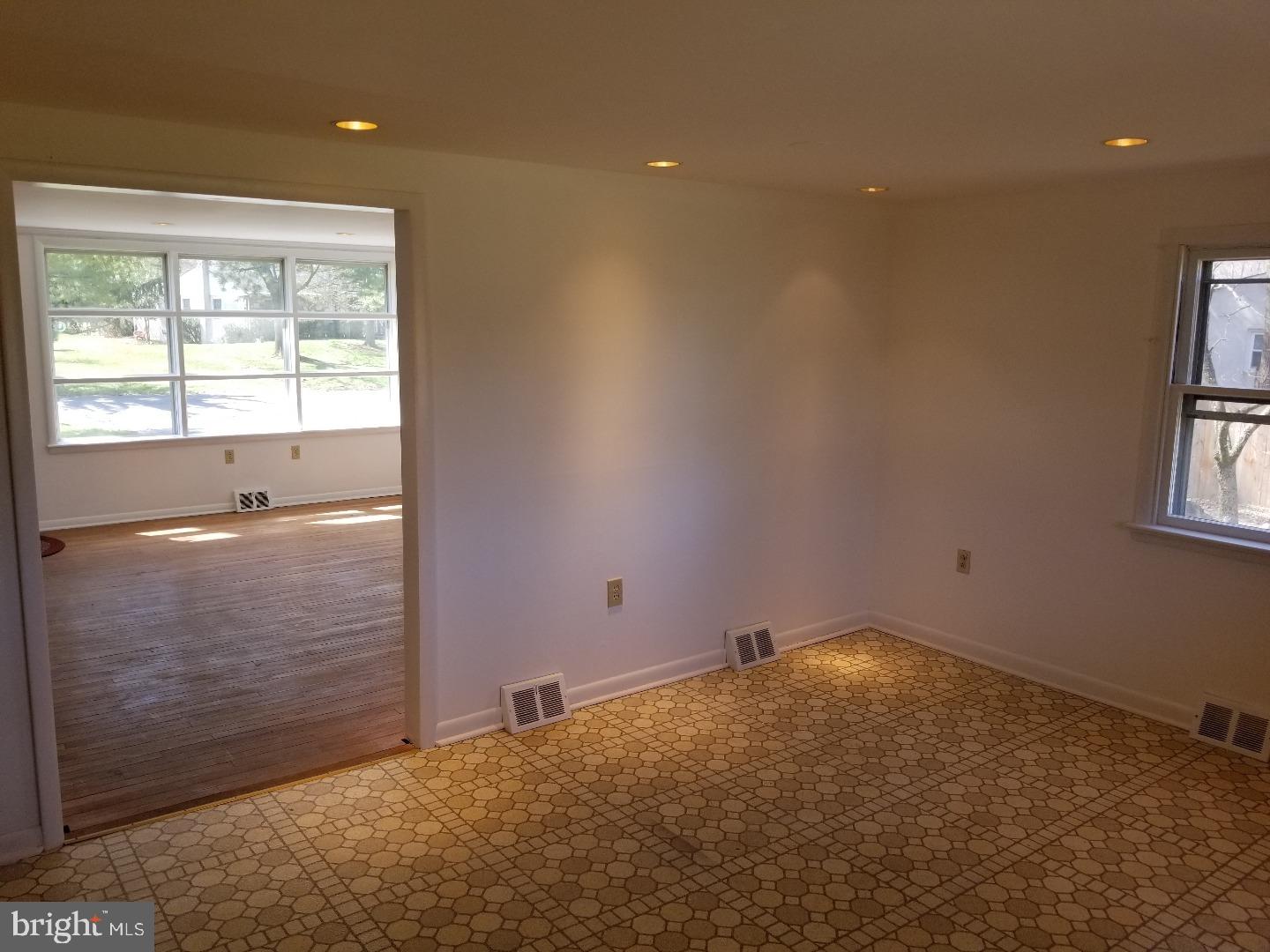 966 Bent Road Hatfield, PA 19440 - Photo 7 of 25 Gallery Image 7