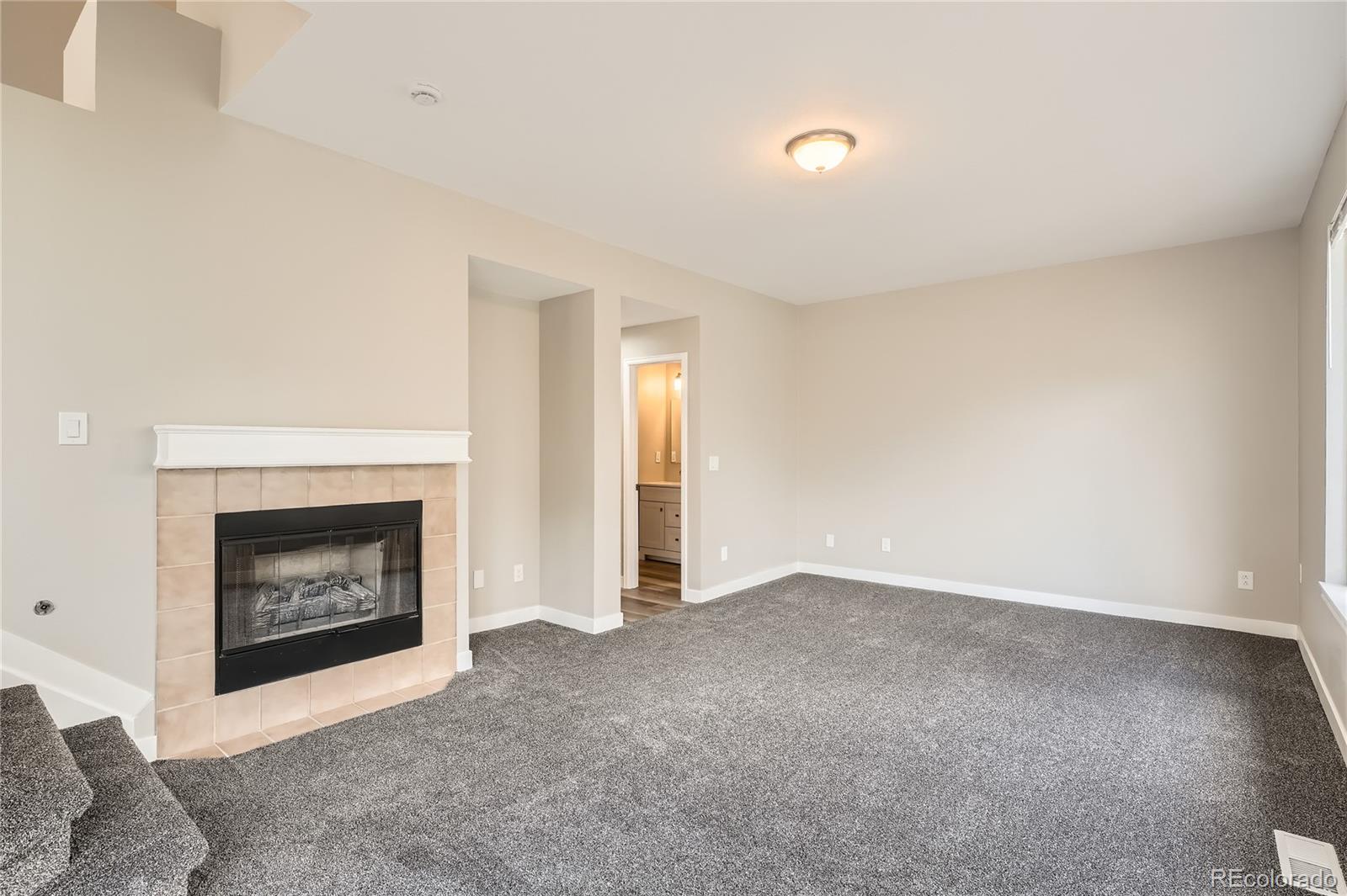 10626 Cherrybrook Circle Highlands Ranch, CO 80126 - Photo 13 of 37