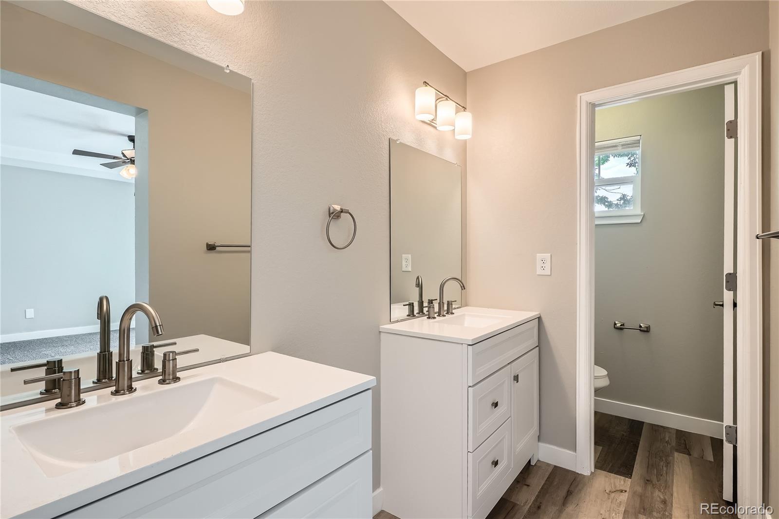 10626 Cherrybrook Circle Highlands Ranch, CO 80126 - Photo 22 of 37