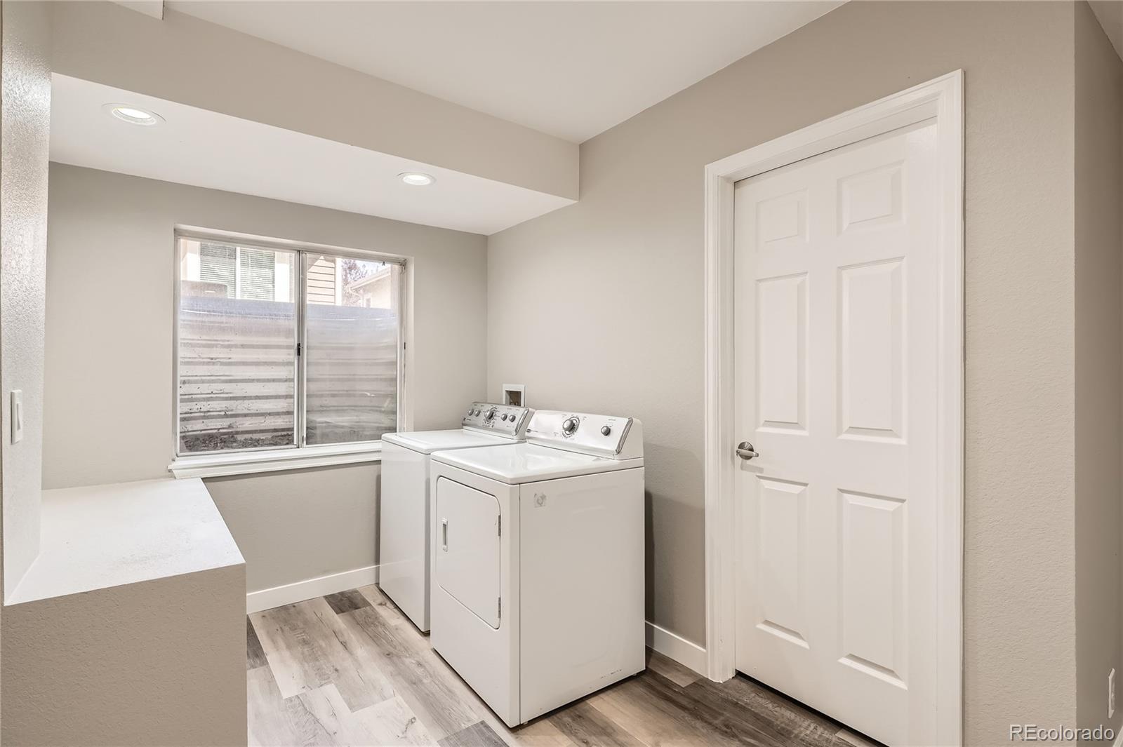 10626 Cherrybrook Circle Highlands Ranch, CO 80126 - Photo 29 of 37