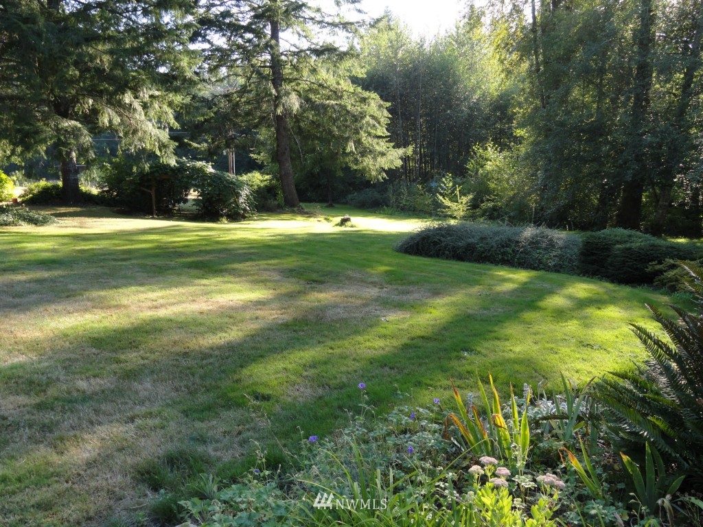 2115 Southwest Pine Road Port Orchard, WA 98367 - Photo 2 of 15 Gallery Image 2