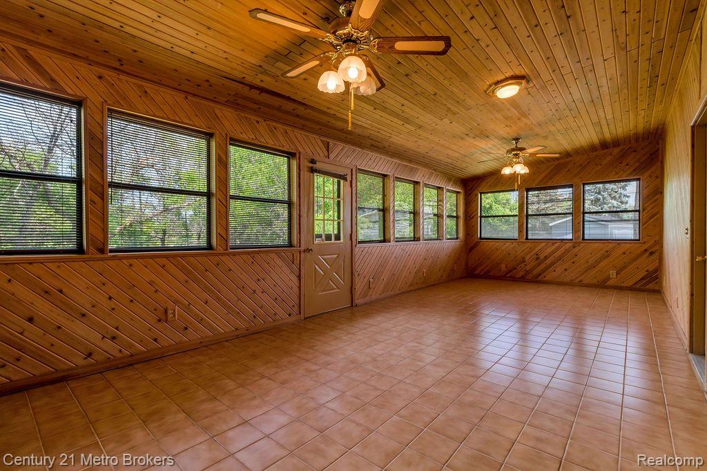 1190 Stonehenge Road Flint, MI 48532 - Photo 18 of 32 Gallery Image 18