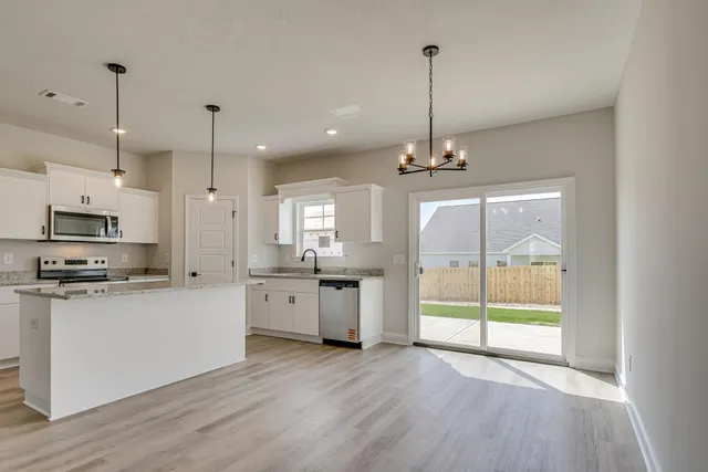 $345,750 | 125 Willow Oak Circle, Thomson, GA 30824