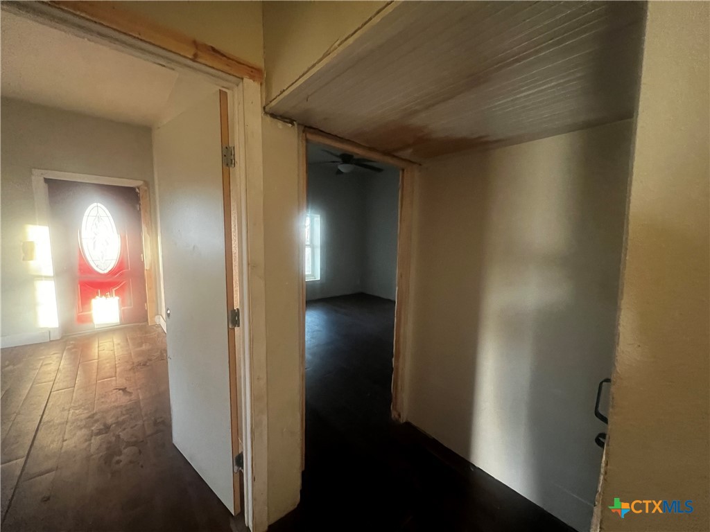 605 East Rogers Cemetery Road Rogers, TX 76569 - Photo 17 of 29 a view of empty room