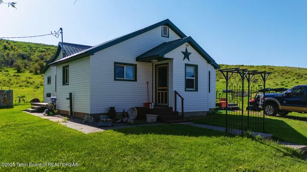 $795,000 | 5177 Hwy 34 Wayan Id 83285, Wayan, ID 83285