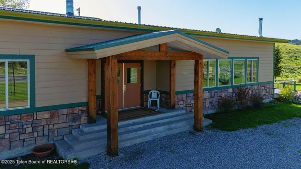 $795,000 | 5177 Hwy 34 Wayan Id 83285, Wayan, ID 83285