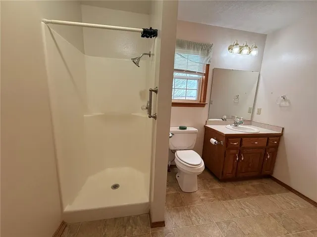 $229,900 | 1007 North Main Street, Diamond, MO 64840