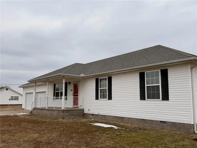 $229,900 | 1007 North Main Street, Diamond, MO 64840