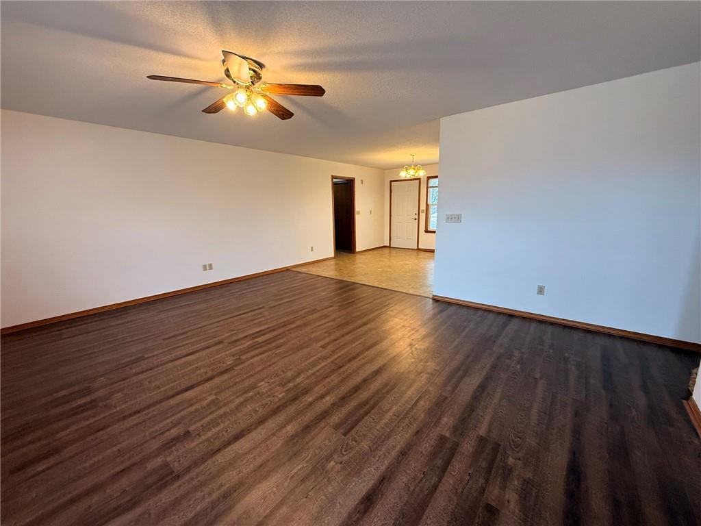 1007 North Main Street Diamond, MO 64840 - Photo 5 of 37