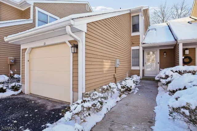 $3,950 | 13 Eton Court, Bedminster, NJ 07921