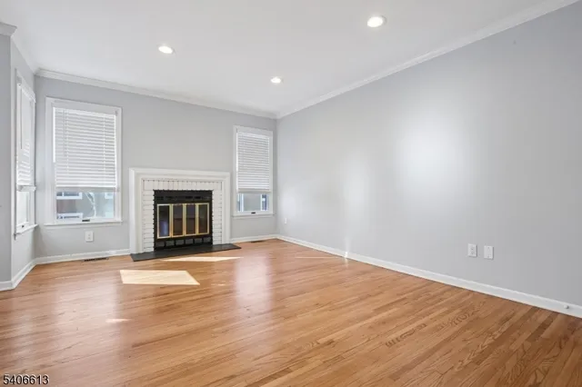 $3,950 | 13 Eton Court, Bedminster, NJ 07921