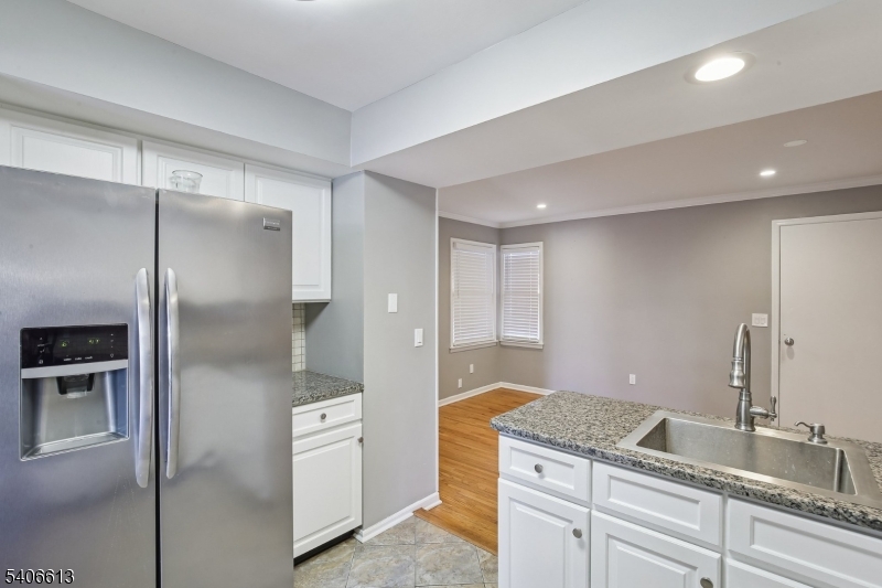 13 Eton Court Bedminster, NJ 07921 - Photo 17 of 50