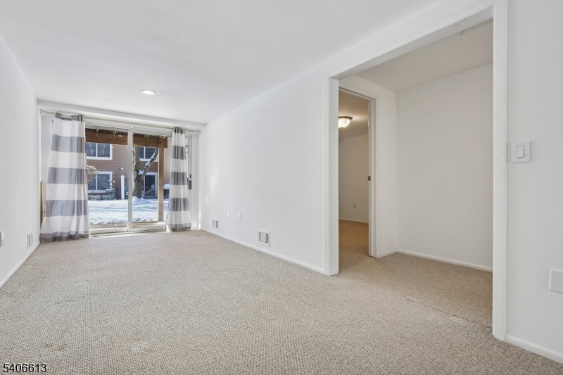 13 Eton Court Bedminster, NJ 07921 - Photo 37 of 50