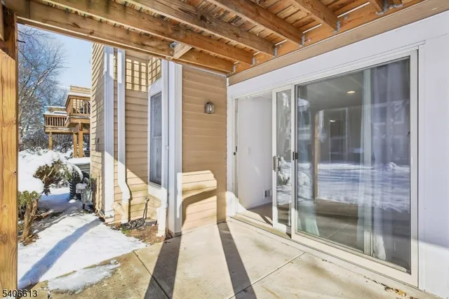 $3,950 | 13 Eton Court, Bedminster, NJ 07921