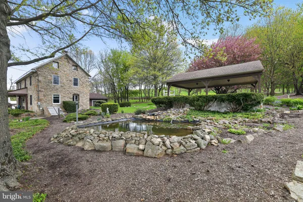 $375,000 | 1786 Weisstown Road, Boyertown, PA 19512