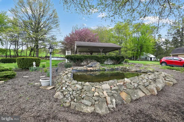 $375,000 | 1786 Weisstown Road, Boyertown, PA 19512