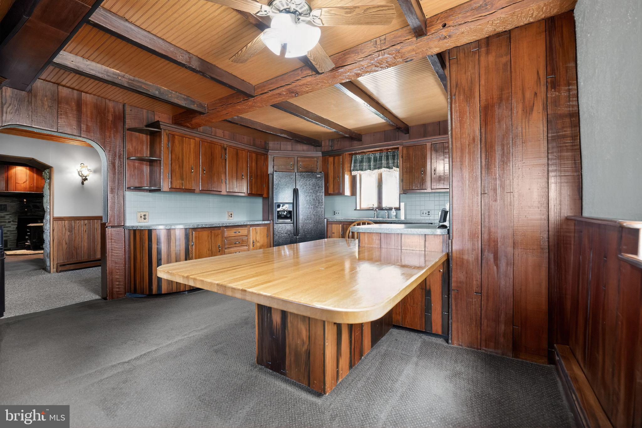 1786 Weisstown Road Boyertown, PA 19512 - Photo 9 of 37