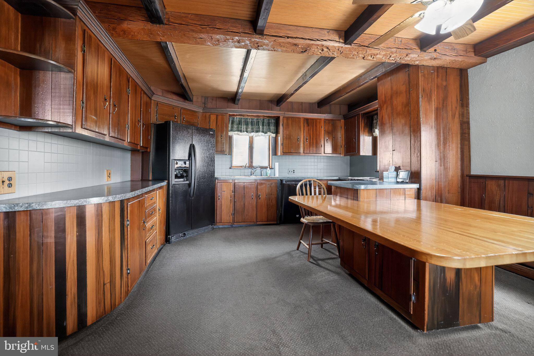 1786 Weisstown Road Boyertown, PA 19512 - Photo 10 of 37