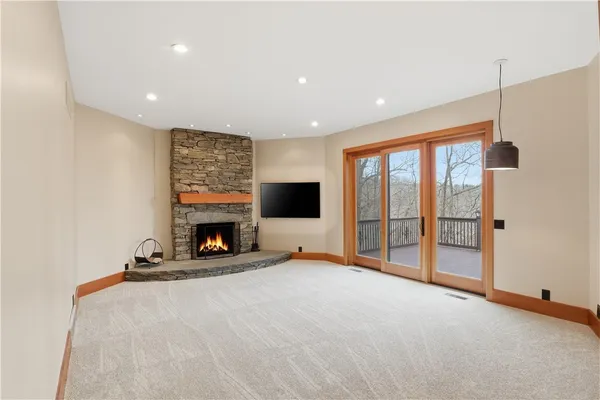 $1,299,900 | 42 Lake Lacoma Drive, Perinton, NY 14534